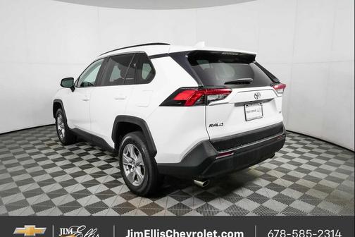 Ice Cap 2025 Toyota RAV4 XLE