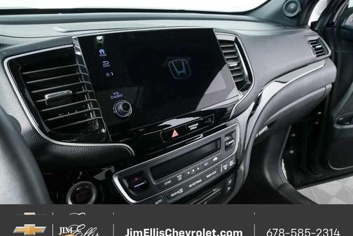 2022 Honda Pilot AWD Black Edition