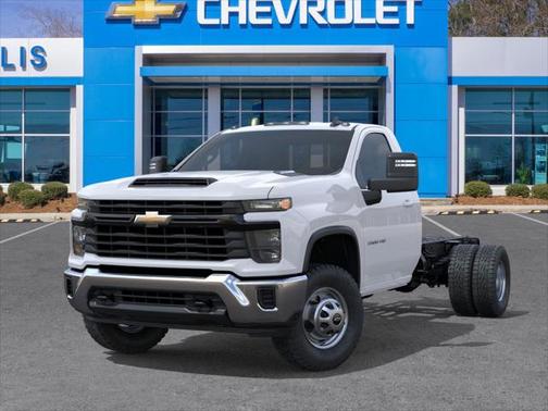 2025 Chevrolet Silverado 3500 WT