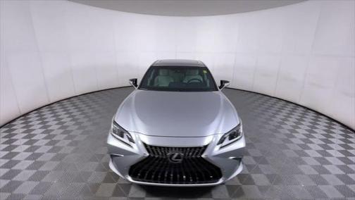 2022 Lexus ES 350 Base