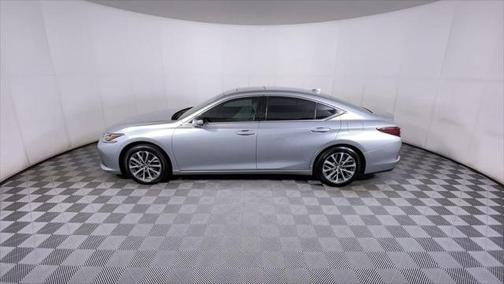 2022 Lexus ES 350 Base