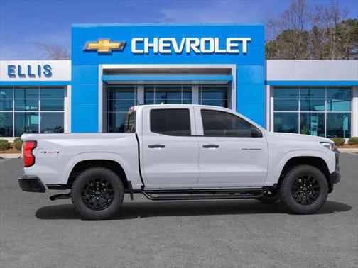 2025 Chevrolet Colorado WT