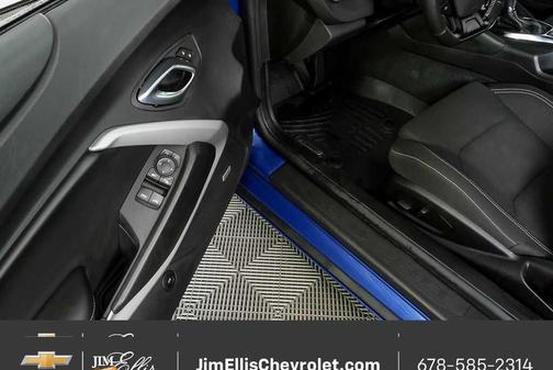 2023 Chevrolet Camaro RWD Convertible LT1