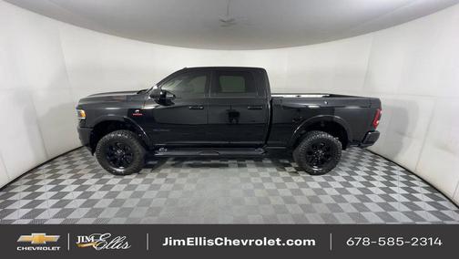 2022 RAM 2500 Laramie Crew Cab 4x4 6'4' Box