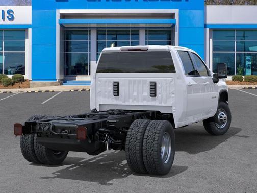 2025 Chevrolet Silverado 3500 WT