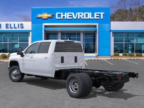 2025 Chevrolet Silverado 3500 WT