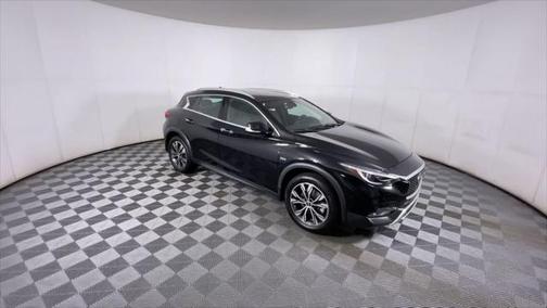 2018 INFINITI QX30 ESSENTIAL