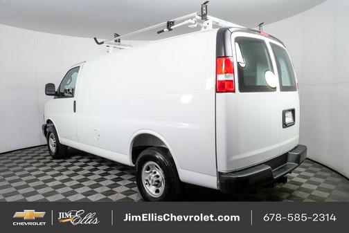 2025 Chevrolet Express 2500 RWD 2500 Regular Wheelbase WT