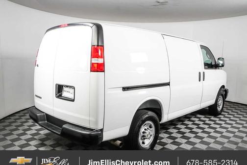 Summit White 2025 Chevrolet Express 2500 LT