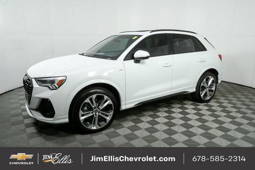 2022 Audi Q3 45 S line Premium Plus