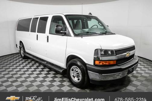 Summit White 2020 Chevrolet Express 3500 RWD 3500 Extended Wheelbase LT