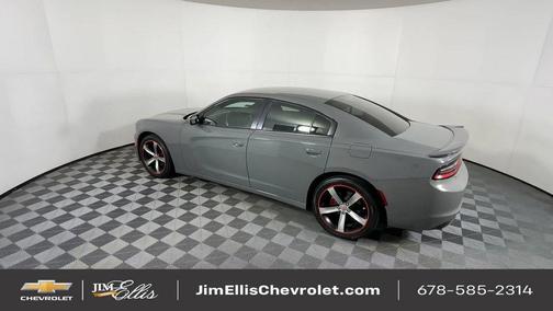 2017 Dodge Charger SE