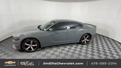 2017 Dodge Charger SE