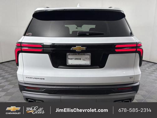 2024 Chevrolet Traverse LT