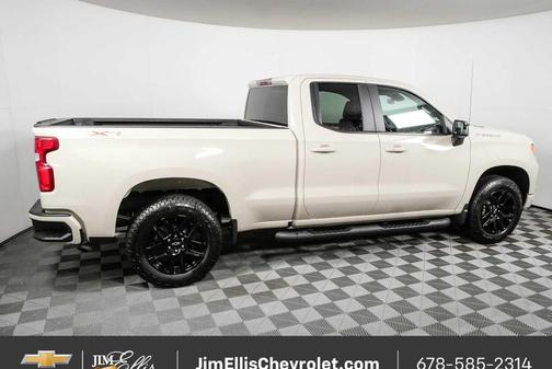 White Sands 2026 Chevrolet Silverado 1500 RST