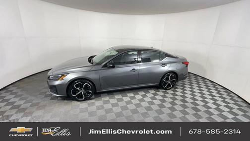 2023 Nissan Altima SR FWD