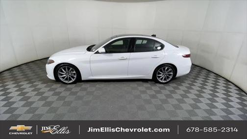 2023 Alfa Romeo Giulia Sprint RWD