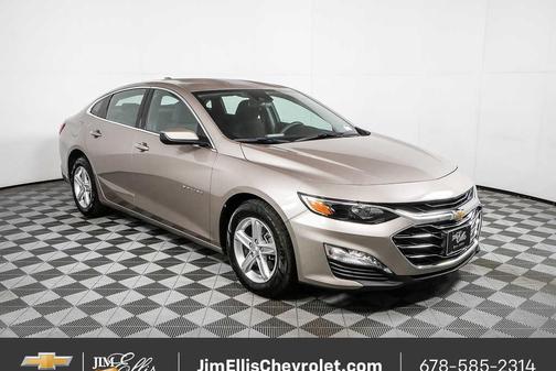 Mineral Gray Metallic 2023 Chevrolet Malibu FWD 1LT