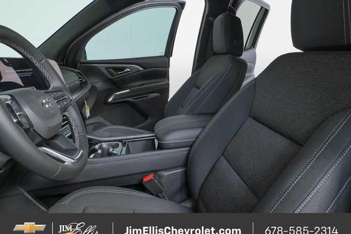GB8 2026 Chevrolet Traverse LT