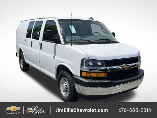 2025 Chevrolet Express 2500 RWD 2500 Regular Wheelbase WT