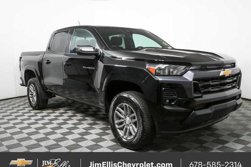 Black 2024 Chevrolet Colorado LT