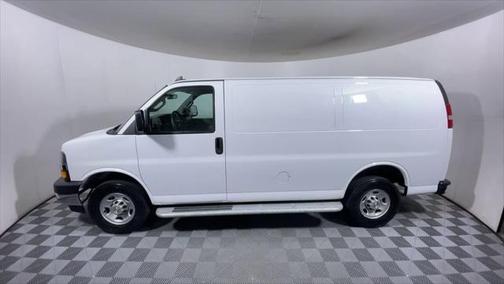 2024 Chevrolet Express 2500 RWD 2500 Regular Wheelbase WT