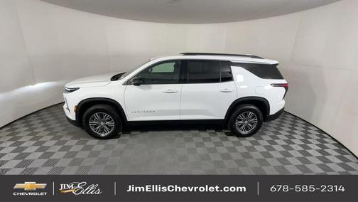 2025 Chevrolet Traverse LT