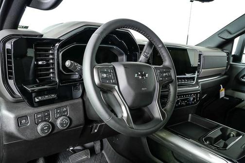 2026 Chevrolet Silverado 2500 Crew Cab, Standard Bed, XR2, 4WD
