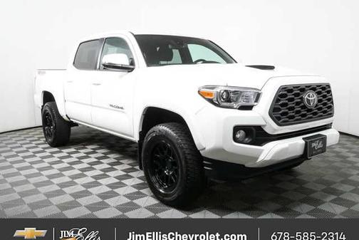 White 2022 Toyota Tacoma TRD Sport