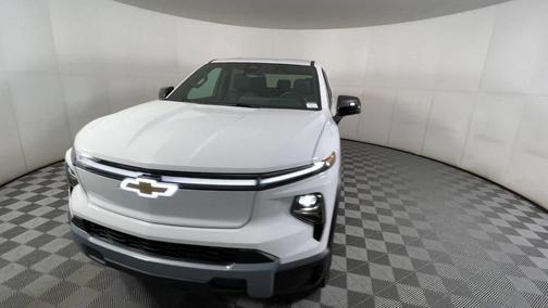 2025 Chevrolet Silverado EV LT
