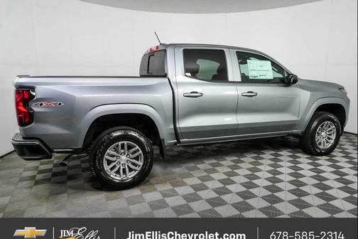 Sterling Gray Metallic 2026 Chevrolet Colorado LT