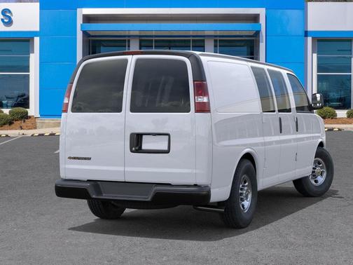 2025 Chevrolet Express 2500 RWD 2500 Regular Wheelbase WT