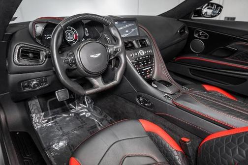 2023 Aston Martin DBS Superleggera Volante