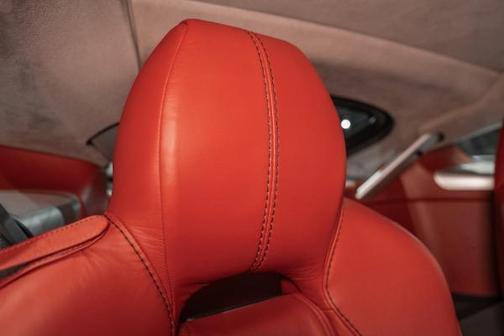 2011 Aston Martin V12 Vantage 