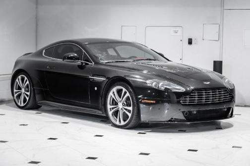 2011 Aston Martin V12 Vantage 