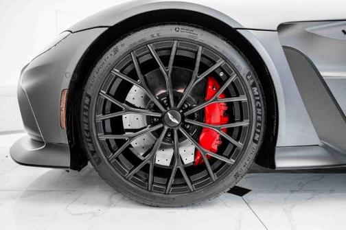 2023 Aston Martin Vantage Base