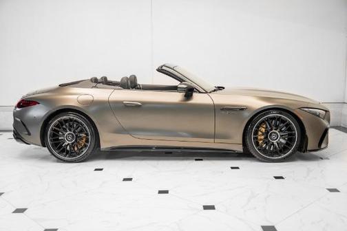 2022 Mercedes-Benz AMG SL 63 Base