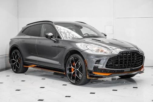 2025 Aston Martin DBX 707