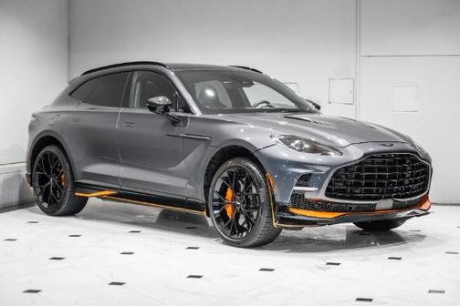 2025 Aston Martin DBX 707