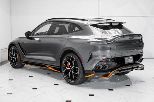 2025 Aston Martin DBX 707