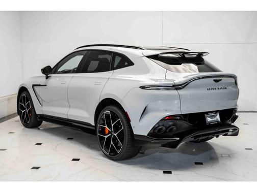 2024 Aston Martin DBX 707