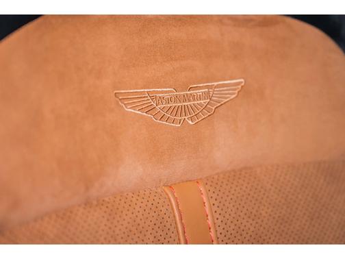 2023 Aston Martin DBX 707