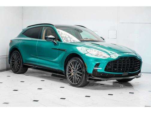 2023 Aston Martin DBX 707