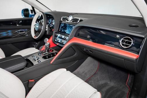2025 Bentley Bentayga Mulliner
