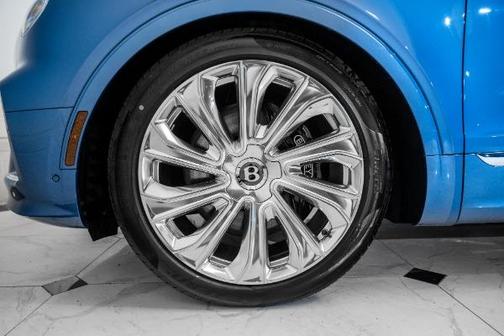 2025 Bentley Bentayga Mulliner