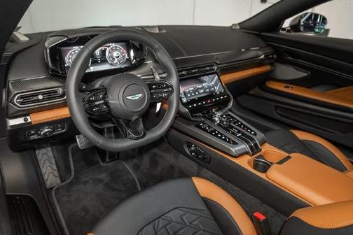 2025 Aston Martin Vanquish Base
