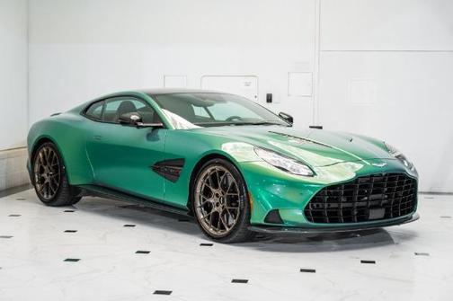 2025 Aston Martin Vanquish Base