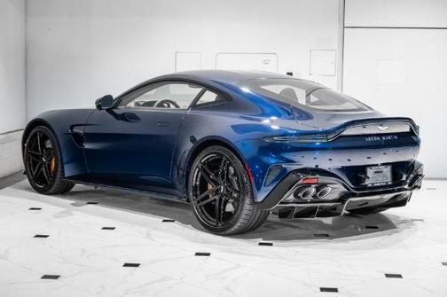 2026 Aston Martin Vantage Base