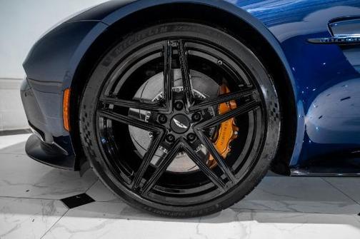 2026 Aston Martin Vantage Base