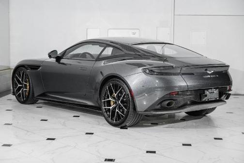 2024 Aston Martin DB12 Base